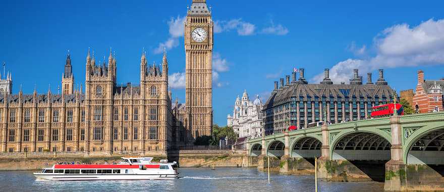 The Big Ben and Houses of Parliament in London, England