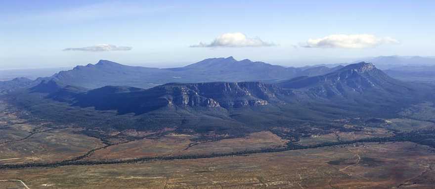 Flinders Ranges National Park, Australia Discover the unique and epic contours of Australia's enchanting landscape