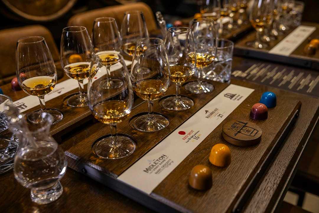 Whiskey tasting experience in Ireland,Photo courtesy of Fennell Photography / Jameson Distillery