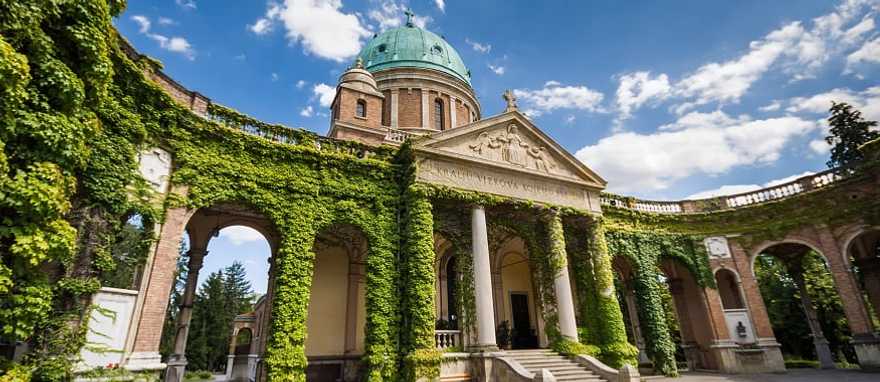 Historical Tour of Croatia - Mirogoj Cemetary Vine covered entrance to Mirogoj cemetery in Zagreb, Croatia