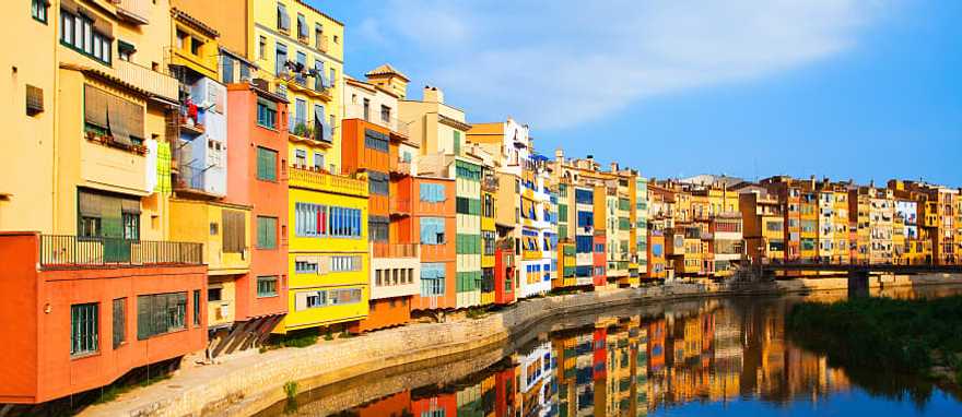 Girona, city on the river Onyar, Spain Girona, city on the river Onyar, Spain