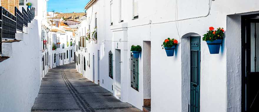 zHighlights of Spain Tour: Cultural Legacies to Food and Wine Highlights of Spain Tour: Cultural Legacies to Food and Wine