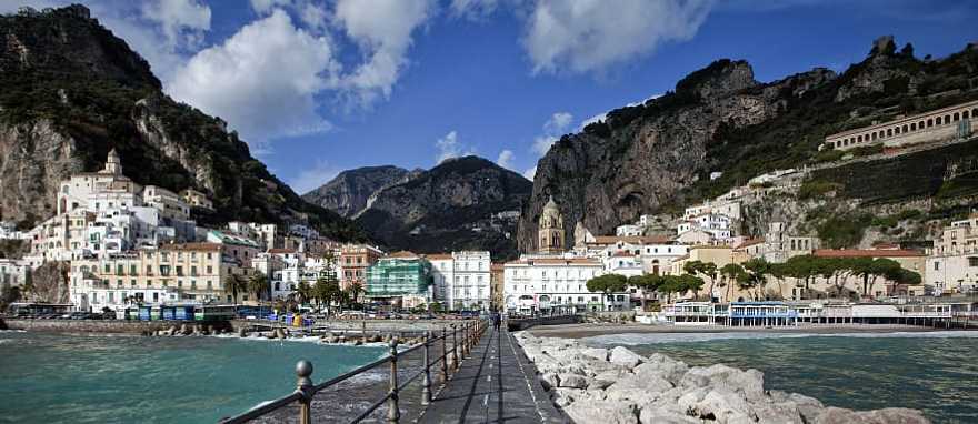 Walking path on the rocks, Amalfi Coast, Italy