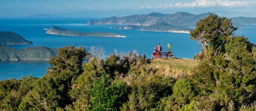 Photo courtesy: Tourism New Zealand Photo courtesy: Tourism New Zealand