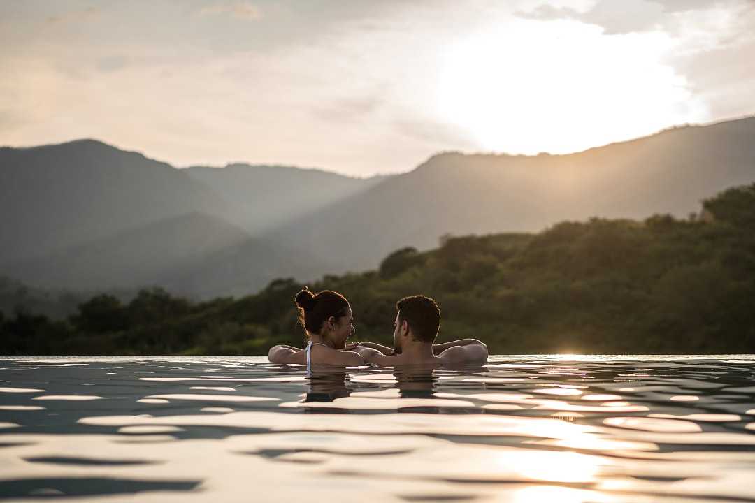 Couple at a luxury resort in Colombia.